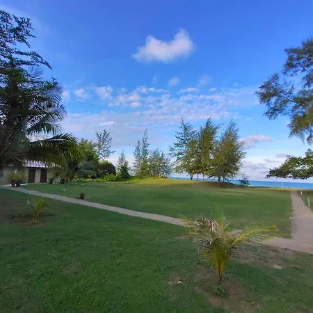 Samsuria Private Beach Front Kuantan Exterior photo