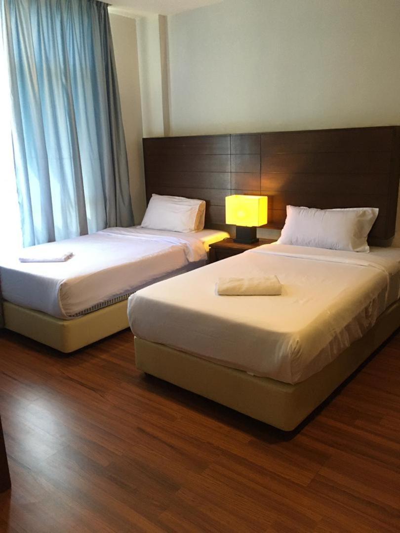 Apartment Samsuria Private Front Kuantan