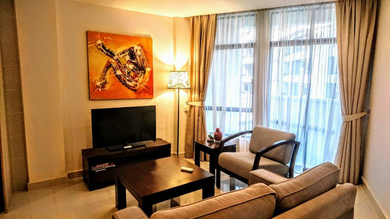 Apartment Samsuria Private Front *