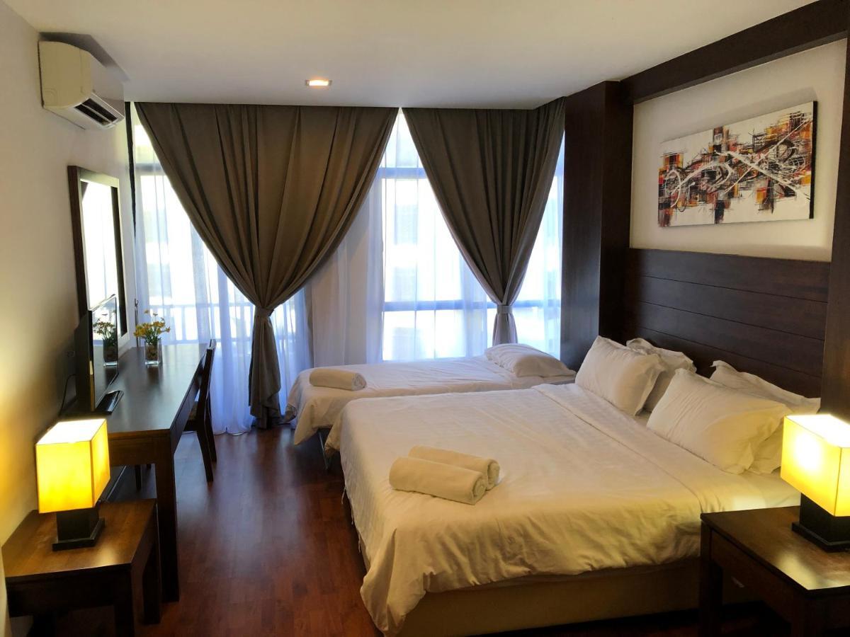 Apartment Samsuria Private Front Kuantan